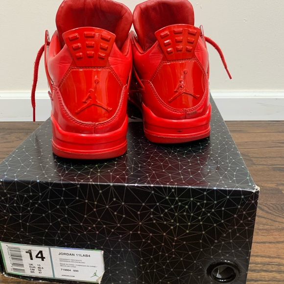 Jordan 4 - Picture 3 of 5